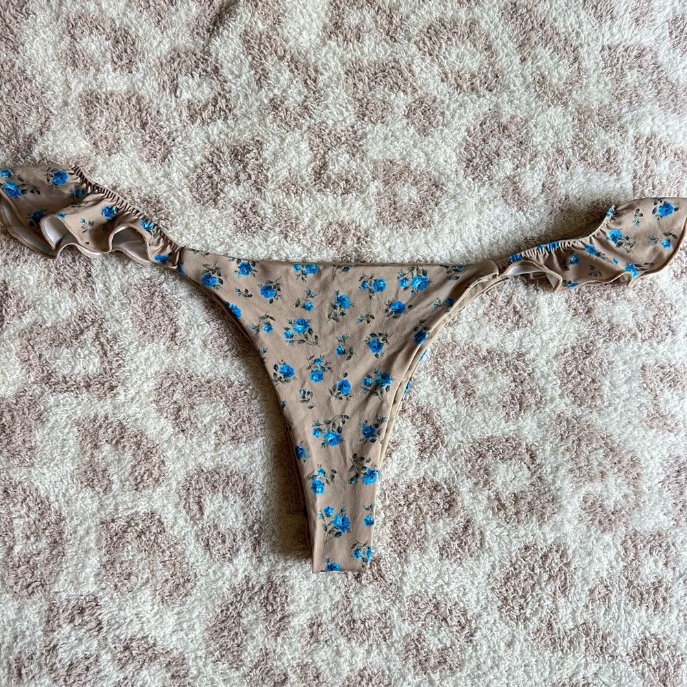 Frankie’s Bikini | Ali Bottoms | Size Medium | NWOT